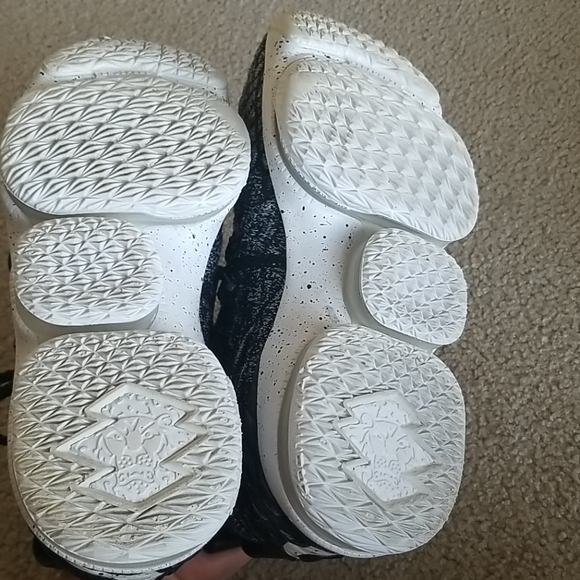Nike lebron 15 basketball shoes - Picture 5 of 5